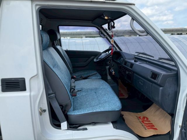 SUPER DELICA  第9張相片