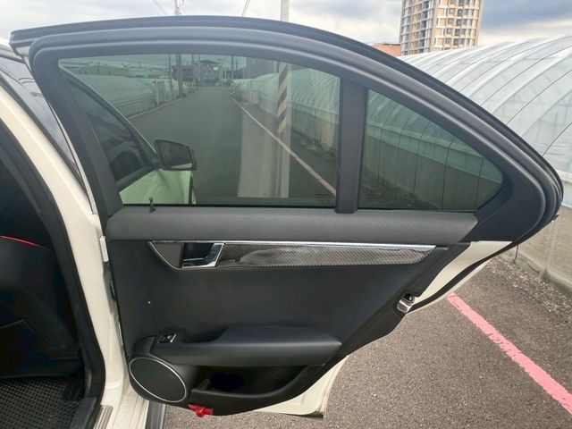 C-CLASS W204  第9張相片