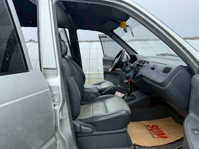 ZACE SURF 廂車  第8張相片