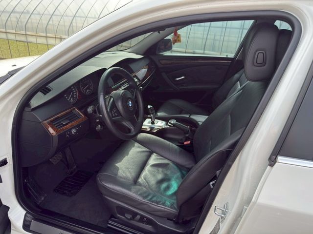 5 SERIES SEDAN E60  第6張相片