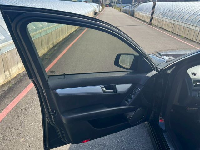 C-CLASS ESTATE  第8張相片