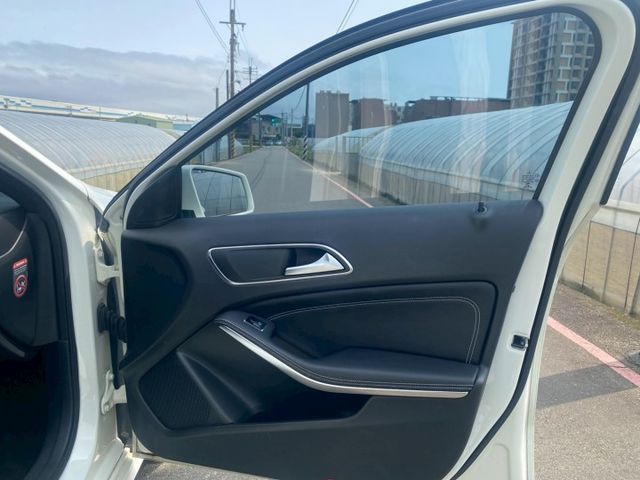 A-CLASS W176  第11張相片