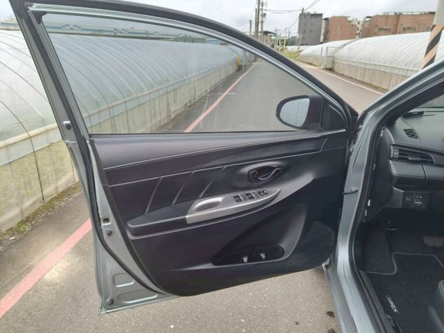 YARIS  第8張相片