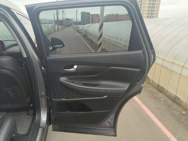 SANTA FE  第9張相片