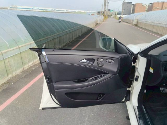 CLS-CLASS W219  第11張相片