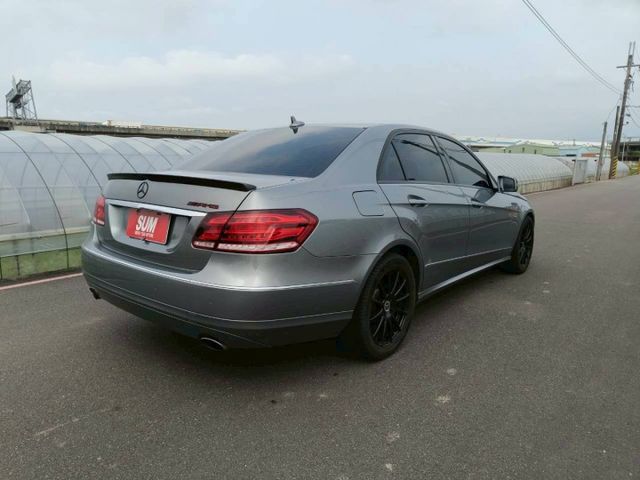 E-CLASS W212  第6張相片