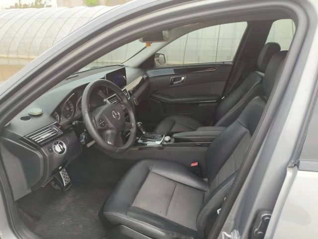 E-CLASS W212  第12張相片