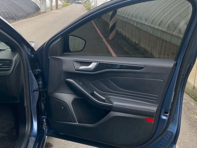 FOCUS 5D  第11張相片