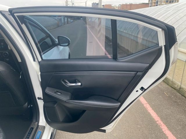 SUPER SENTRA  第13張相片