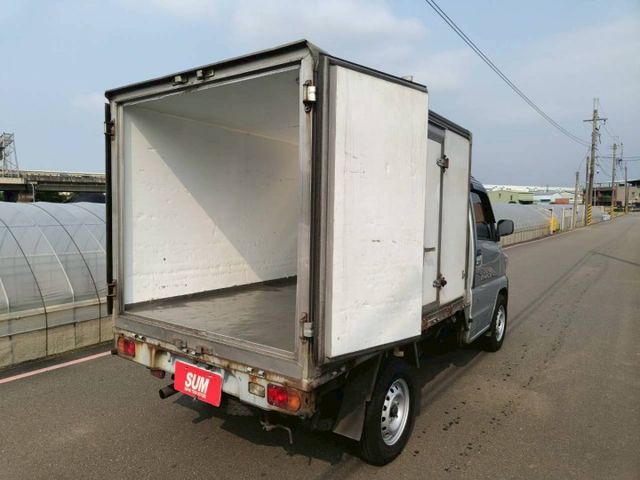 VERYCA 貨車  第6張相片