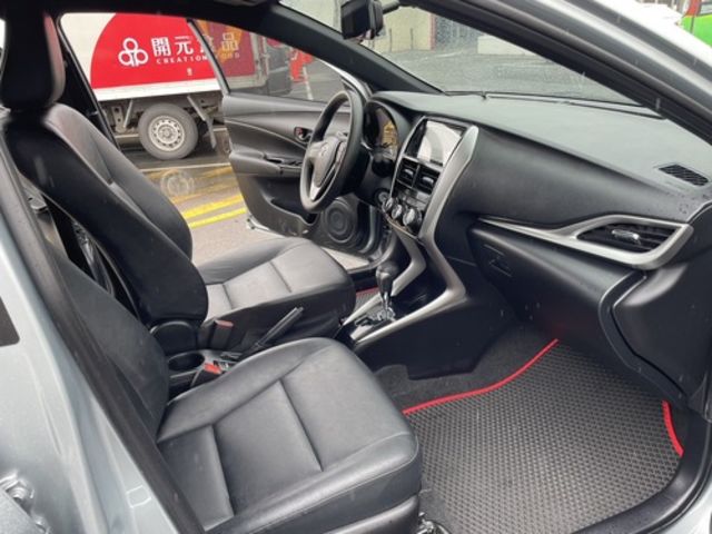 TOYOTA豐田 YARIS  第7張相片