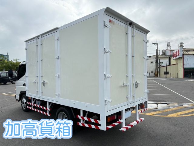 MITSUBISHI三菱 CANTER  第3張相片
