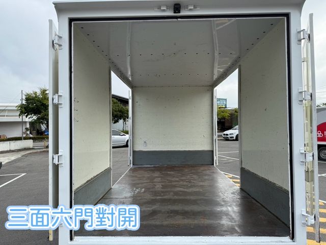 MITSUBISHI三菱 CANTER  第5張相片