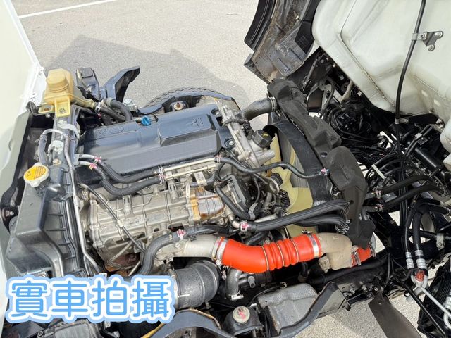 MITSUBISHI三菱 CANTER  第9張相片