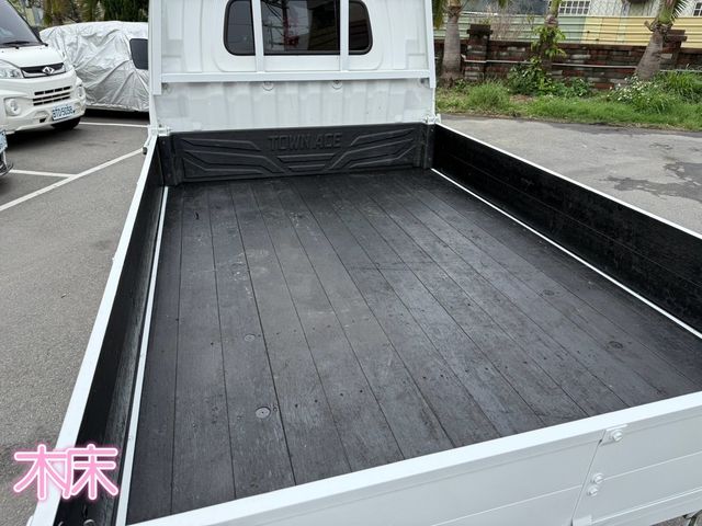 TOYOTA豐田 TOWN ACE  第7張相片
