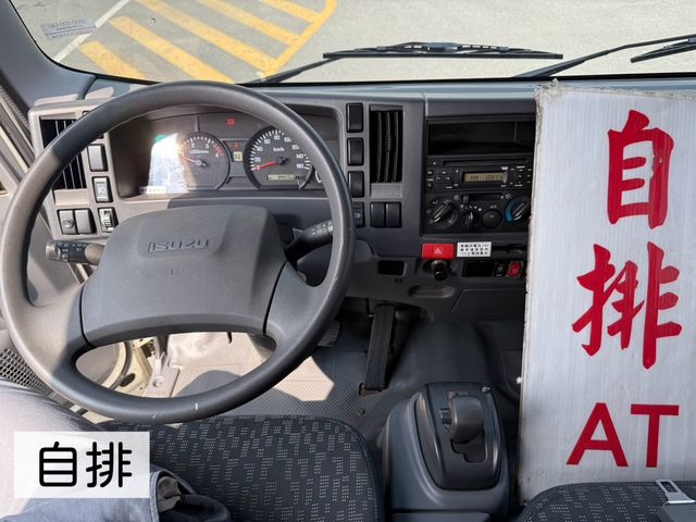 ISUZU五十鈴 ELF  第12張相片
