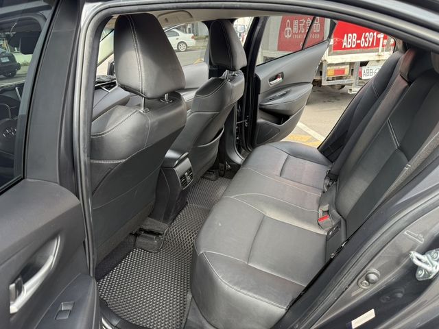 TOYOTA豐田 ALTIS  第5張相片