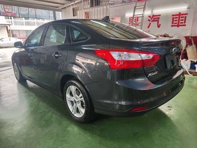 FOCUS  第5張相片