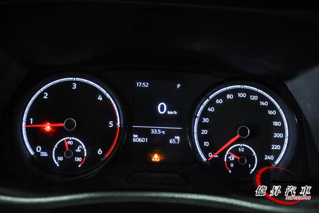 實跑6萬公里，​小改款T6.1，150L，九人座，商用、自用都好用  第16張相片