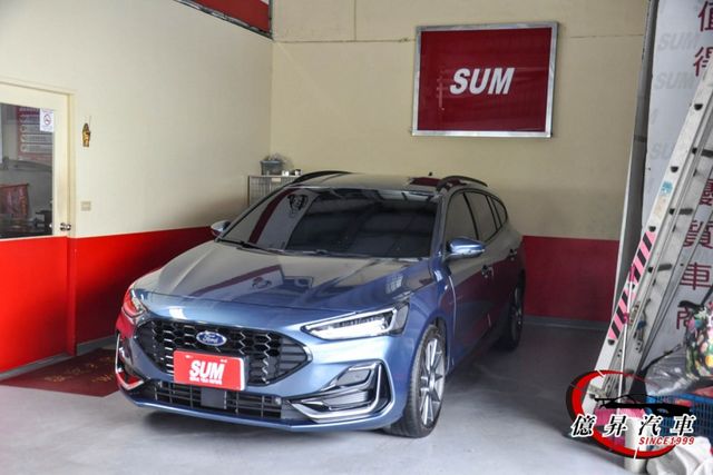 僅跑1.8萬公里，LEVEL 2跟車、電動尾門、抬頭顯示器、B&O音響，最頂級Vignale  第4張相片