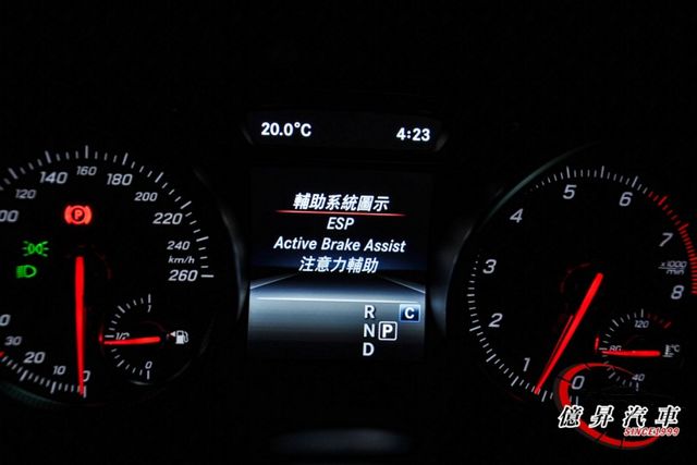 AMG套件，都市豪華小車，好開、省油，都市豪華小車  第18張相片