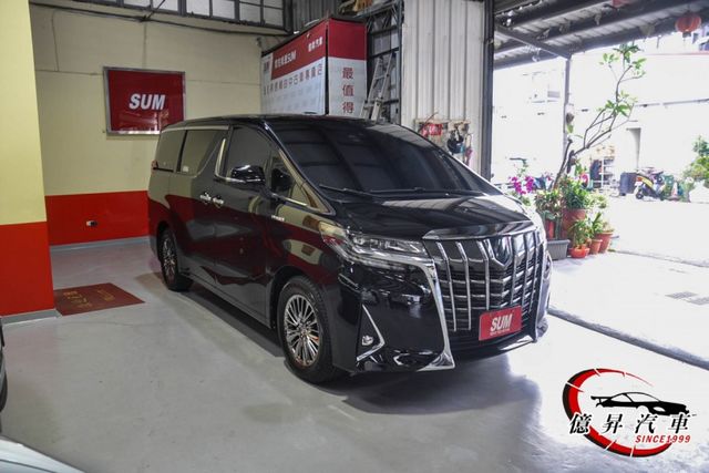 ACC跟車、360度環景，全原廠無改裝，豪華七人座，頂級舒適首選  第2張相片