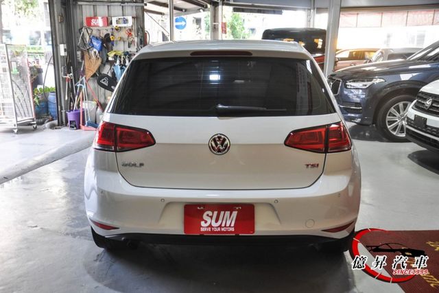 定速巡航、方向盤快控、AppleCarPlay，操控靈活、代步首選  第5張相片