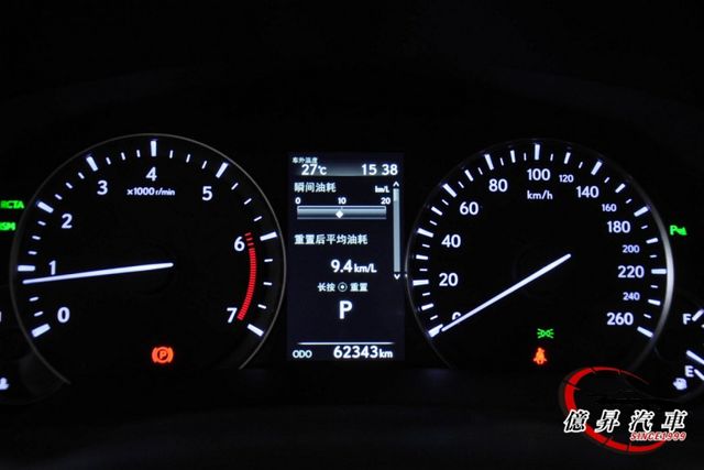 雙前座通風椅、盲點偵測、全景天窗、360度環景、ACC跟車、抬頭顯示器、旗艦版  第20張相片
