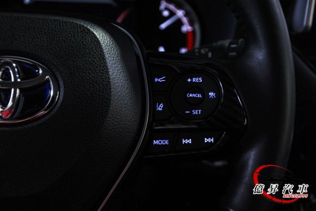 低里程，盲點偵測、360度環景、電動尾門、ACC跟車，2.0旗艦版，全車黑化  第9張相片