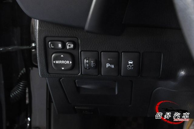 僅跑11萬公里，KEYLESS、恆溫空調、定速，省油、妥善率優良  第15張相片