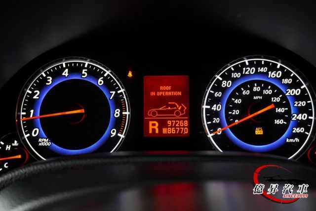 僅跑9.7萬公里，V6引擎，自然進氣，雙門硬頂敞篷，BOSE音響、通風座椅，親民敞篷車  第20張相片
