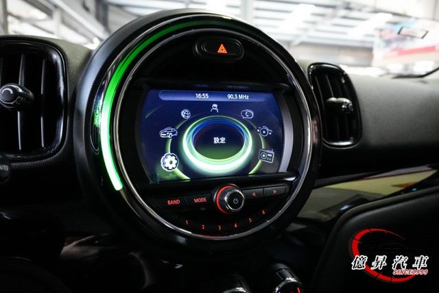 實跑9.5萬公里，倒車顯影、Keyless、電動尾門，都會生活、行走的精品  第15張相片