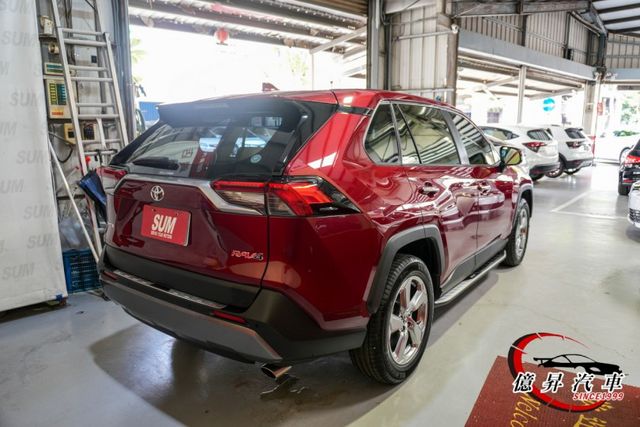 低里程，ACC跟車、360度環景、電動尾門，CarPlay、衛星導航，影音旗艦版  第6張相片