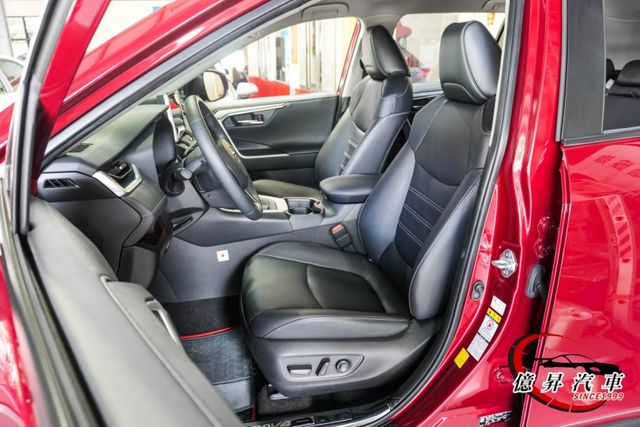 低里程，ACC跟車、360度環景、電動尾門，CarPlay、衛星導航，影音旗艦版  第9張相片