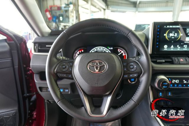 低里程，ACC跟車、360度環景、電動尾門，CarPlay、衛星導航，影音旗艦版  第11張相片