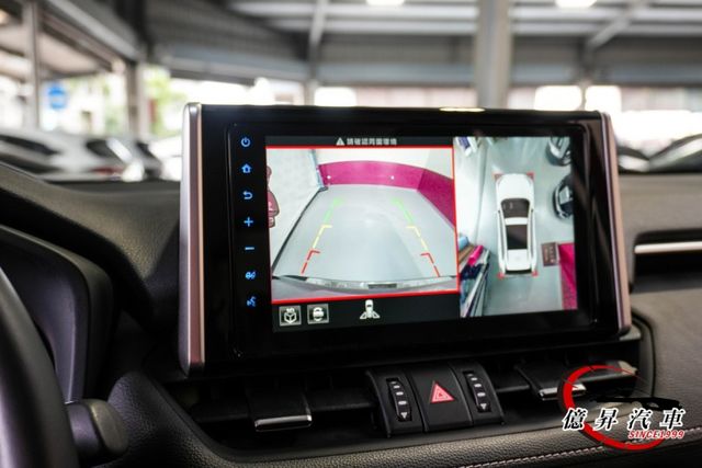 低里程，ACC跟車、360度環景、電動尾門，CarPlay、衛星導航，影音旗艦版  第17張相片