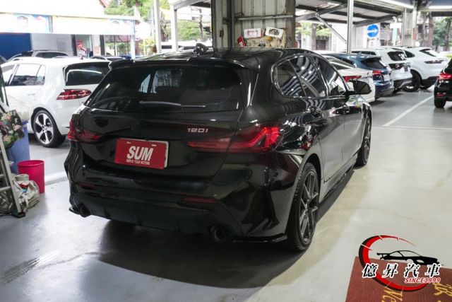 ACC跟車、HK音響、藍色M卡鉗、全數位虛擬座艙、M版套件、M版賽車麂皮桶椅  第6張相片