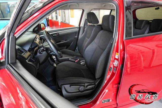 I-KEY、定速系統、恆溫空調，日本進口，安全性佳，好開好保養，市區好停車  第8張相片