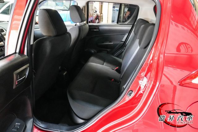 I-KEY、定速系統、恆溫空調，日本進口，安全性佳，好開好保養，市區好停車  第9張相片