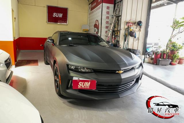 僅跑9.2萬公里，消光灰，CarPlay、雙電動椅，2.0，美式肌肉車  第2張相片