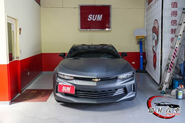 僅跑9.2萬公里，消光灰，CarPlay、雙電動椅，2.0，美式肌肉車  第3張相片