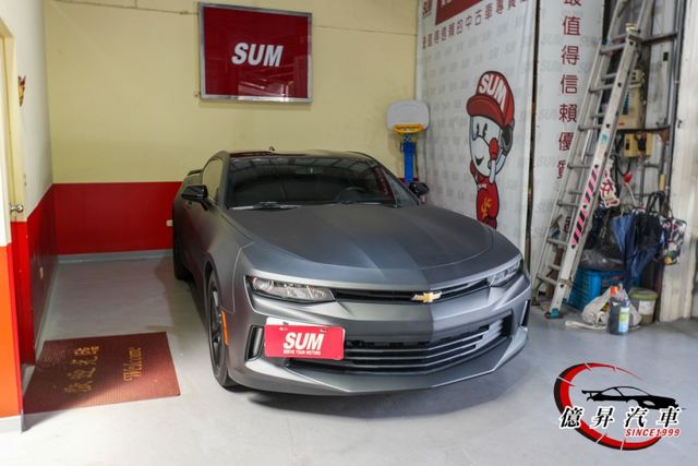 僅跑9.2萬公里，消光灰，CarPlay、雙電動椅，2.0，美式肌肉車  第5張相片