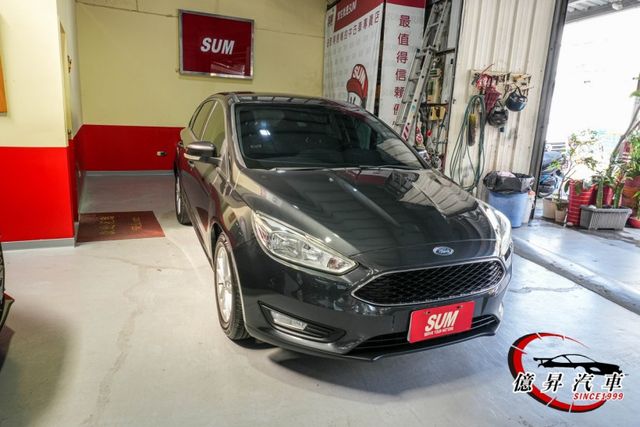 定速系統、自動感應頭燈，小改款馬丁頭，實跑7.9萬公里，社會新鮮人優質代步房車  第2張相片