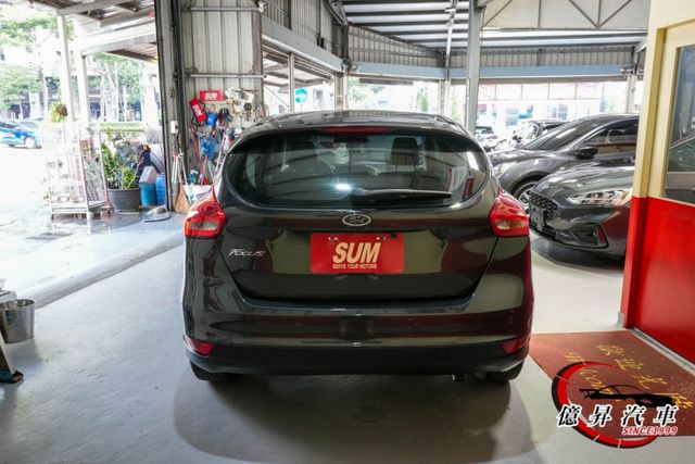 定速系統、自動感應頭燈，小改款馬丁頭，實跑7.9萬公里，社會新鮮人優質代步房車  第6張相片