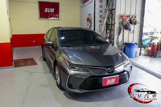 低里程，Keyless、盲點偵測、270度環景、電動座椅，旗艦版  第3張相片