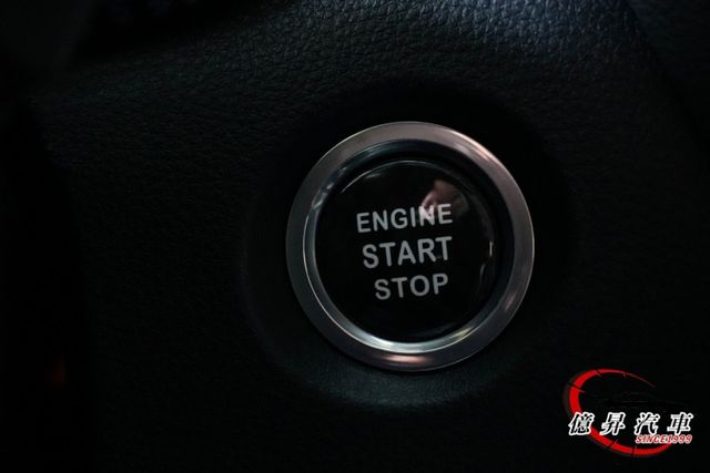 低里程，Keyless、盲點偵測、270度環景、電動座椅，旗艦版  第10張相片