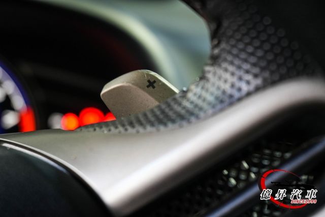 低里程數，天窗、換檔撥片，經典、耐操，優質代步車  第10張相片