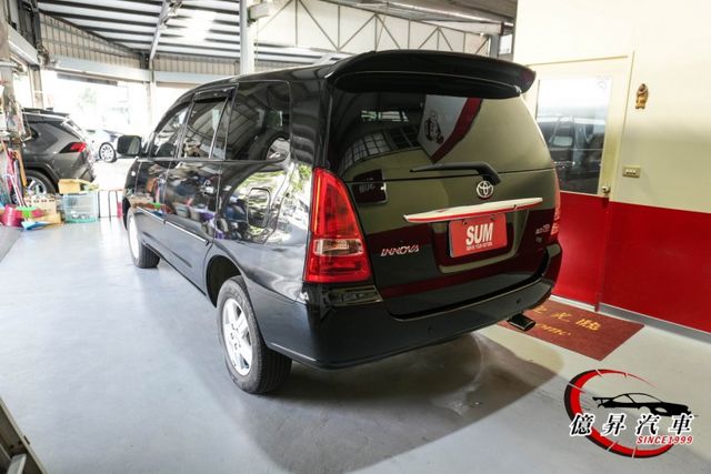 G版，僅跑10萬公里，保養便宜、空間滿分，商用、自用都好用  第3張相片