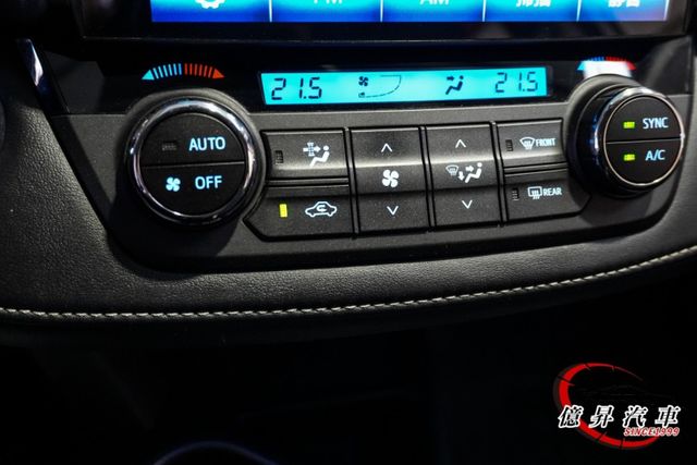 15年11月出廠，小改款RAV4，日本原裝進口，空間大、油耗省  第14張相片