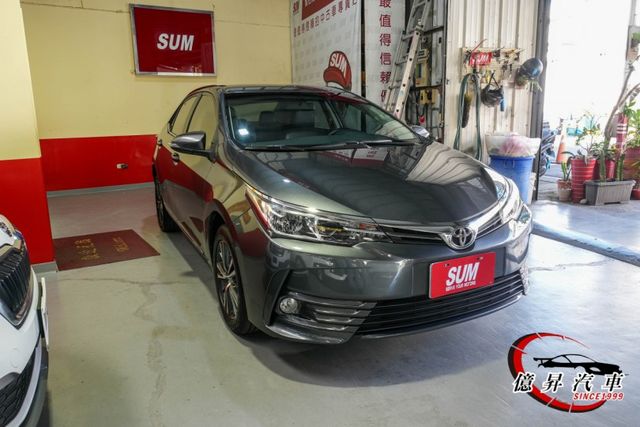 小改款，Keyless、定速、循跡防滑，倒車顯影、衛星導航，多功能影音  第2張相片